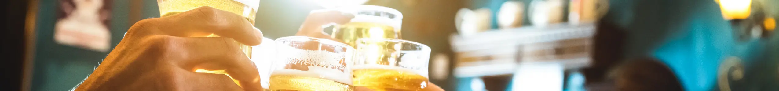 biertie tijdens een introductieweek in nijmegen